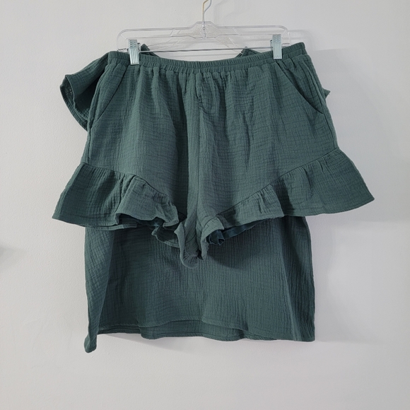 Listicle | Olive Green 2 Piece Peplum Top Short Set - Picture 3 of 12
